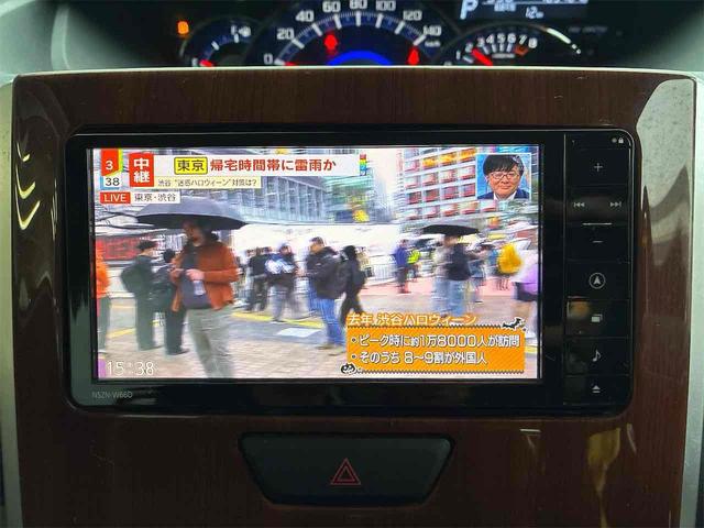 タント カスタムＸ　ＳＡＩＩ　４ＷＤ　ＥＴＣ　バックカメラ　両側スライド・片側電動　ＴＶ　クリアランスソナー　衝突被害軽減システム　ＬＥＤヘッドランプ　スマートキー　アイドリングストップ　電動格納ミラー　ベンチシート　ＣＶＴ（4枚目）