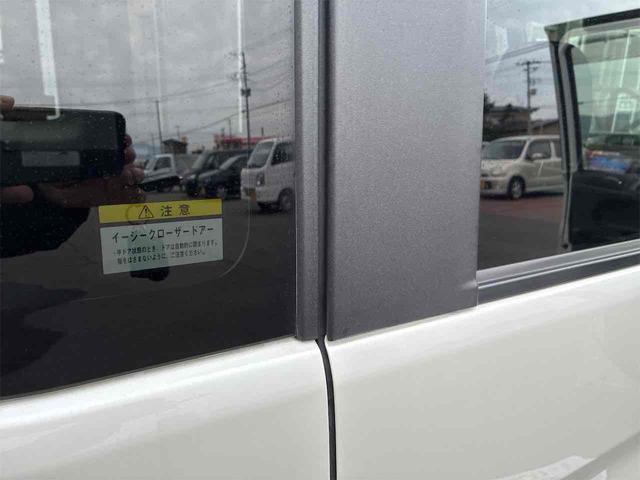 タント カスタムＸ　ＳＡＩＩ　４ＷＤ　ＥＴＣ　バックカメラ　両側スライド・片側電動　ＴＶ　クリアランスソナー　衝突被害軽減システム　ＬＥＤヘッドランプ　スマートキー　アイドリングストップ　電動格納ミラー　ベンチシート　ＣＶＴ（28枚目）