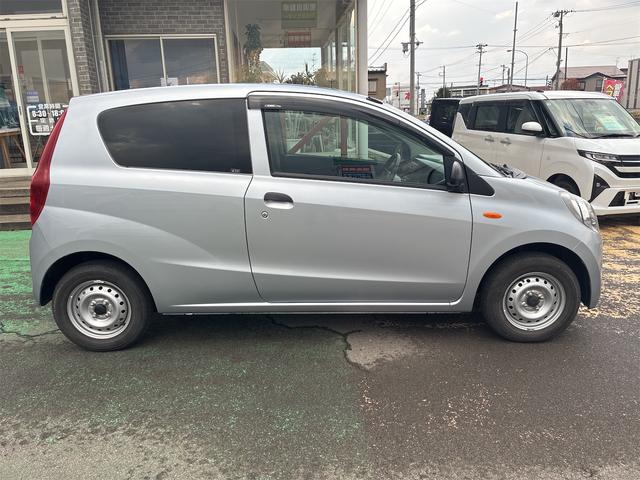 ミラ ＴＸ　４ＷＤ　ＣＶＴ　盗難防止システム　ＡＢＳ　エアコン　パワーステアリング　運転席エアバッグ　助手席エアバッグ（12枚目）