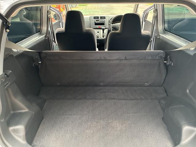 ミラ ＴＸ　４ＷＤ　ＣＶＴ　盗難防止システム　ＡＢＳ　エアコン　パワーステアリング　運転席エアバッグ　助手席エアバッグ（18枚目）