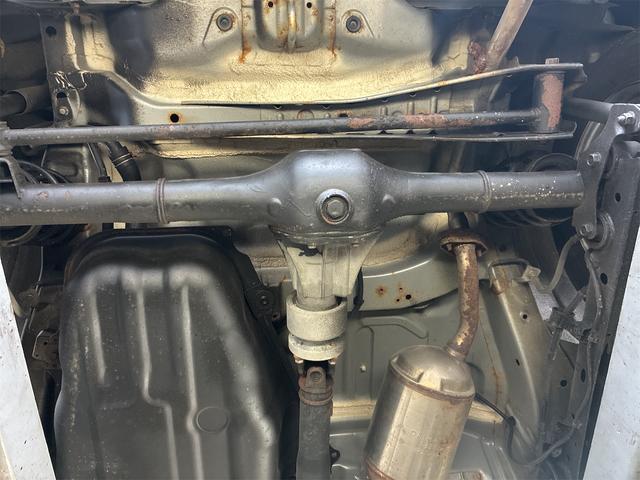 ミラ ＴＸ　４ＷＤ　ＣＶＴ　盗難防止システム　ＡＢＳ　エアコン　パワーステアリング　運転席エアバッグ　助手席エアバッグ（25枚目）