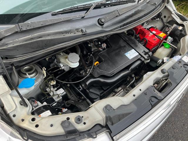 X HID ETC プッシュスタート スマートキー 純正アルミホイール 純正オーディオ ドアバイザー プライバシーガラス タイミングチェーン CD 禁煙車(22枚目)