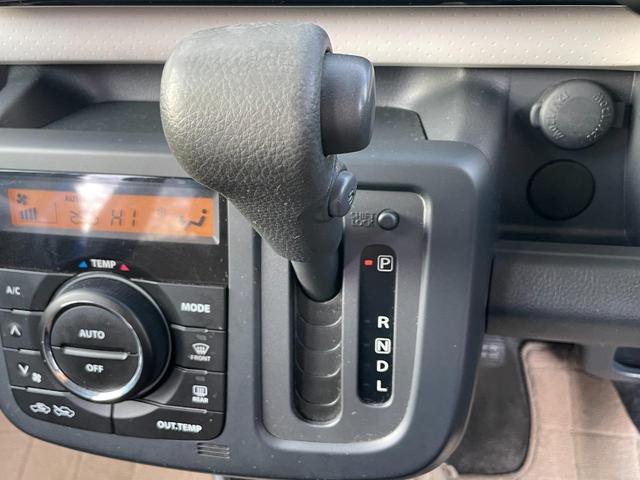 X 禁煙車 関東仕入 ナビ テレビ スマートキー CD再生 ミラーウィンカー ドアバイザー プライバシーガラス ATエアコン 電格ミラー シートリフター レベライザー(74枚目)
