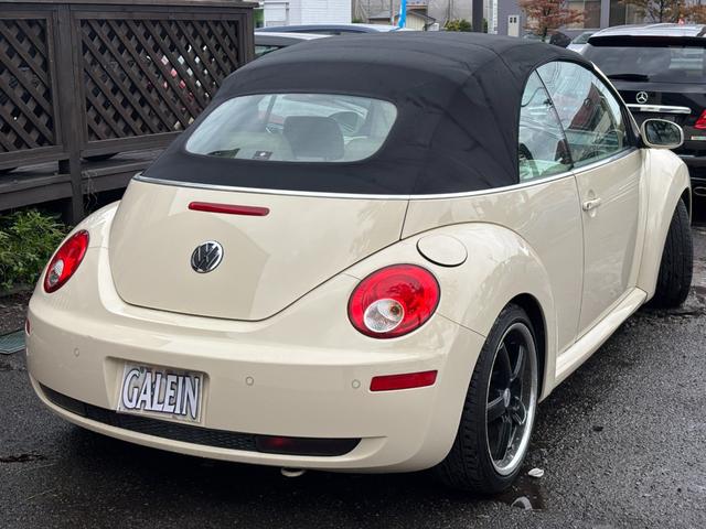 VOLKSWAGEN NEW BEETLE CABRIOLET LZ