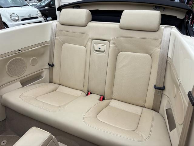 VOLKSWAGEN NEW BEETLE CABRIOLET LZ