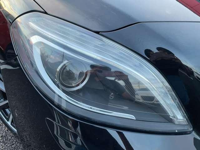 Ｂクラス Ｂ１８０　ブルーエフィシェンシースポーツナイトＰＫＧ　白革　禁煙　ナビ　Ｂカメ　Ｂｌｕｅｔｏｏｔｈ　フルセグ　ＥＴＣ　ＨＩＤ　ドラレコ　クルコン　オートライト　Ｐシート　シートヒーター　パドルシフト　障害物センサー　キーレス　ＵＳＢ（17枚目）