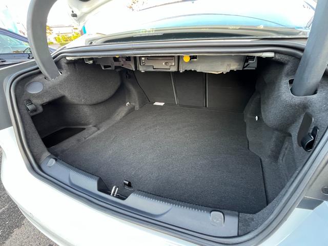 ＸＥ ＸＥ　ピュア　禁煙　ナビ　Ｂカメ　Ｂｌｕｅｔｏｏｔｈ　Ｐシート　クルコン　ＥＴＣ　ＨＩＤ　電格ミラー　Ｍウィンカー　ＣＤ　ＤＶＤ　パドル　Ａライト　Ａワイパー　Ｒフォグ　スマキー　純１８ＡＷ（21枚目）