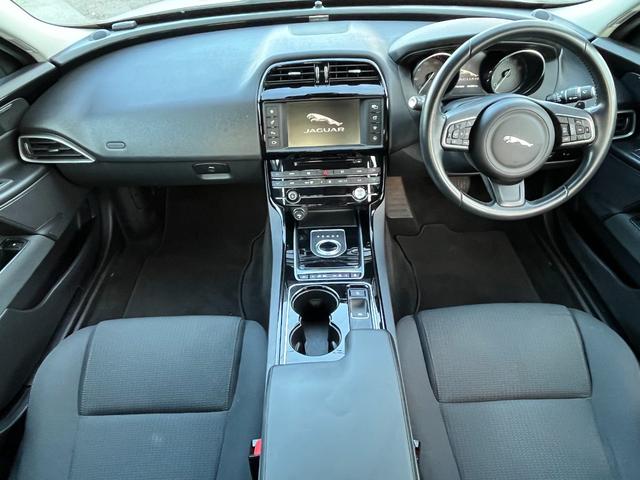 ＸＥ ＸＥ　ピュア　禁煙　ナビ　Ｂカメ　Ｂｌｕｅｔｏｏｔｈ　Ｐシート　クルコン　ＥＴＣ　ＨＩＤ　電格ミラー　Ｍウィンカー　ＣＤ　ＤＶＤ　パドル　Ａライト　Ａワイパー　Ｒフォグ　スマキー　純１８ＡＷ（48枚目）