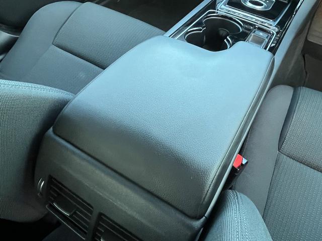 ＸＥ ＸＥ　ピュア　禁煙　ナビ　Ｂカメ　Ｂｌｕｅｔｏｏｔｈ　Ｐシート　クルコン　ＥＴＣ　ＨＩＤ　電格ミラー　Ｍウィンカー　ＣＤ　ＤＶＤ　パドル　Ａライト　Ａワイパー　Ｒフォグ　スマキー　純１８ＡＷ（50枚目）