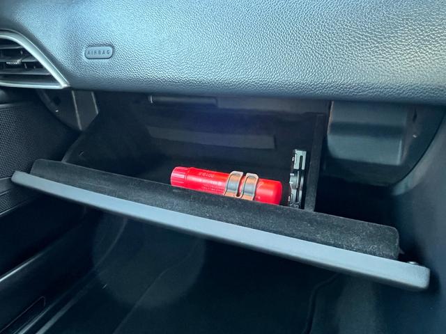 ＸＥ ＸＥ　ピュア　禁煙　ナビ　Ｂカメ　Ｂｌｕｅｔｏｏｔｈ　Ｐシート　クルコン　ＥＴＣ　ＨＩＤ　電格ミラー　Ｍウィンカー　ＣＤ　ＤＶＤ　パドル　Ａライト　Ａワイパー　Ｒフォグ　スマキー　純１８ＡＷ（60枚目）