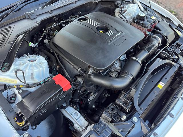 ＸＥ ＸＥ　ピュア　禁煙　ナビ　Ｂカメ　Ｂｌｕｅｔｏｏｔｈ　Ｐシート　クルコン　ＥＴＣ　ＨＩＤ　電格ミラー　Ｍウィンカー　ＣＤ　ＤＶＤ　パドル　Ａライト　Ａワイパー　Ｒフォグ　スマキー　純１８ＡＷ（67枚目）