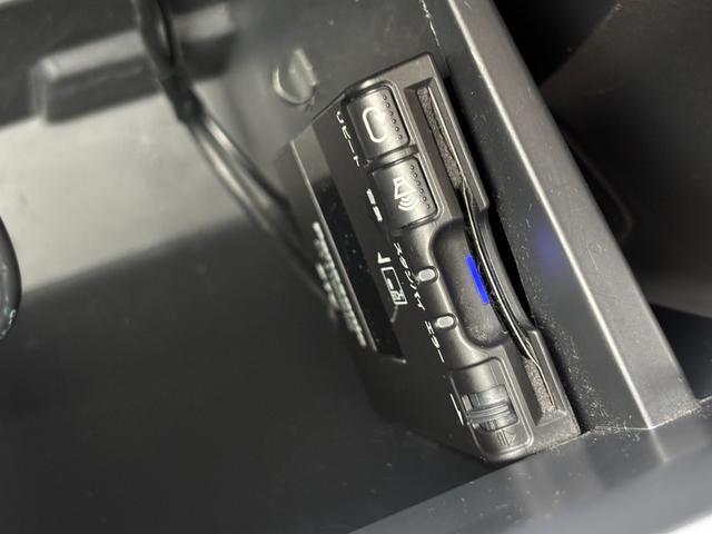 タント Ｘ　ＨＤＤナビ　フルセグテレビ　ミュージックサーバー　ＣＤ　ＤＶＤ　ドアバイザー　プライバシーガラス　スマートキー　ＨＩＤ　ＥＴＣ　アルミホイール　タイミングチェーン（9枚目）
