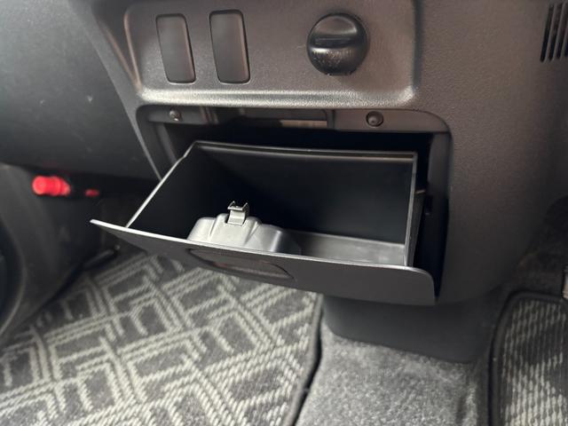 タント Ｘ　ＨＤＤナビ　フルセグテレビ　ミュージックサーバー　ＣＤ　ＤＶＤ　ドアバイザー　プライバシーガラス　スマートキー　ＨＩＤ　ＥＴＣ　アルミホイール　タイミングチェーン（51枚目）