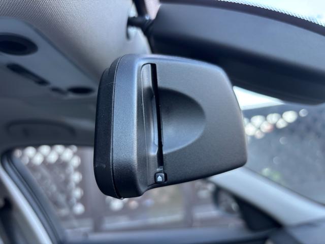 ３シリーズ ３２０ｉツーリング　ナビ　Ｂカメ　ＥＴＣ　Ｐシート　ＨＩＤ　フォグ　Ｒフォグ　Ａライト　ＣＤ　ＤＶＤ　Ｍサーバー　ＭＴモード　電格ミラー　ステアスイッチ　ＡＡＣ　１６ＡＷ（8枚目）