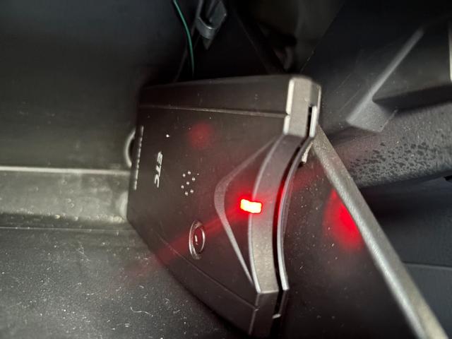 ワゴンＲスティングレー Ｔ　スティングレー　メモリーナビ　Ｂｌｕｅｔｏｏｔｈ　バックカメラ　フルセグテレビ　ＥＴＣ　アルミホイール　パドルシフト　ミラーウィンカー　ドアバイザー　スマートキー　タイミングチェーン（16枚目）
