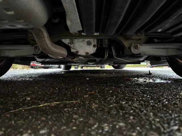 ３シリーズ ３２０ｉツーリング　ナビ　Ｄレコ　ＥＴＣ　Ｐシート　ＨＩＤ　ＣＤ　ＤＶＤ　ＡＷ　キーレス　Ｍサーバー　フォグ　Ｒフォグ　電格ミラー　Ａワイパー　Ａライト　ＭＴモード　Ｐスタート　ステアスイッチ（6枚目）