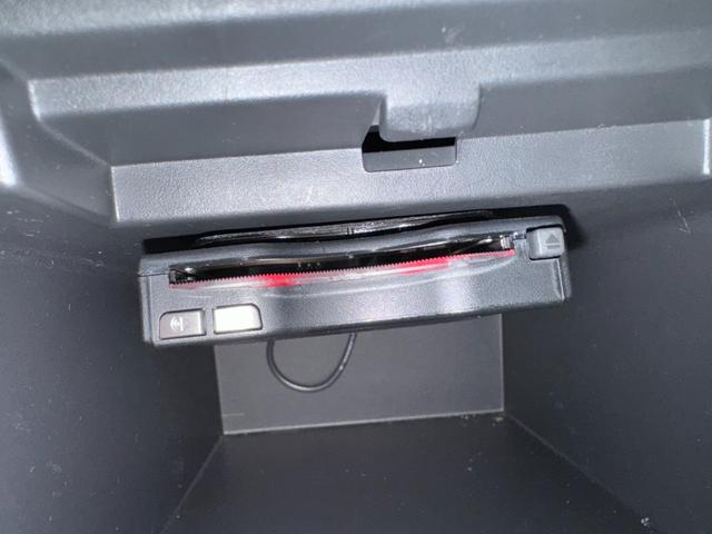 エルグランド 250ハイウェイスター 半革 両側Pスラ ナビ Bカメ フリップダウンモニター フルセグ ETC Bluetooth パートタイム4WD MTモード CD DVD 電格ミラー Mウィンカー Aライト Pスタート スマキー(14枚目)