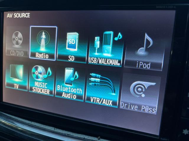 エルグランド 250ハイウェイスター ツインサンルーフ 両側パワースライドドア ナビ Bluetooth バックカメラ HID ETC フォグ スマートキー フリップダウンモニター(8枚目)