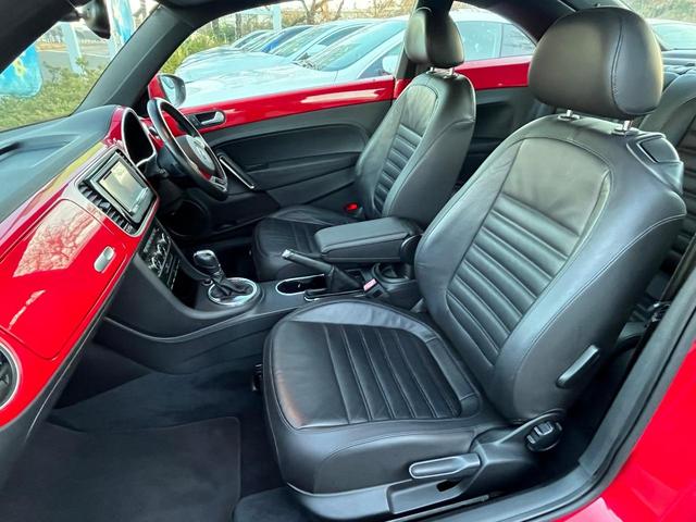 �z�[���h���̂���V�[�g�ɂȂ�܂��̂ō���S�n�����G����ǂ������ԍ����Ă��Ă����ɂ����V�[�g�ł���T�C�h�̑������E���L�������炵���ǂ��̂ŁA�h���C�u���ɂ��O�̌i�F�𑶕��Ɋy���߂܂���