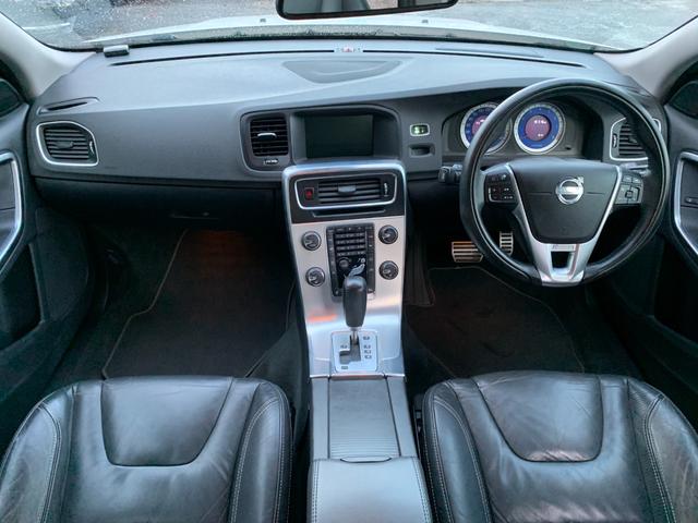 S60 T4 Rデザイン 純正ナビ 革シート バックカメラ フルセグテレビ Bluetooth HID ETC アルミホイール(42枚目)