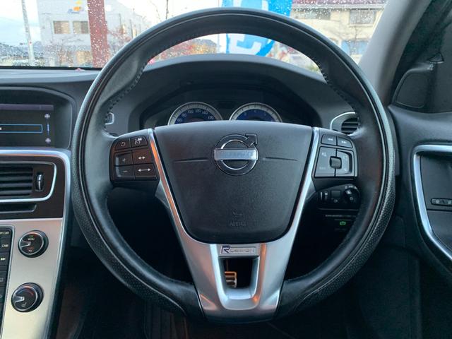 S60 T4 Rデザイン 純正ナビ 革シート バックカメラ フルセグテレビ Bluetooth HID ETC アルミホイール(55枚目)