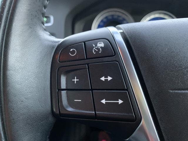 S60 T4 Rデザイン 純正ナビ 革シート バックカメラ フルセグテレビ Bluetooth HID ETC アルミホイール(58枚目)