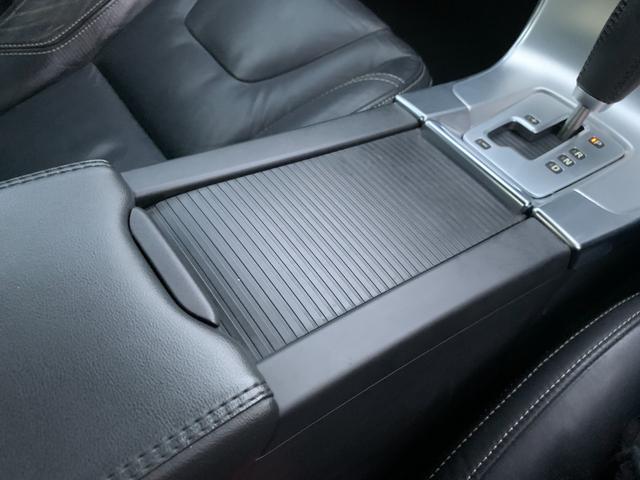 S60 T4 Rデザイン 純正ナビ 革シート バックカメラ フルセグテレビ Bluetooth HID ETC アルミホイール(68枚目)