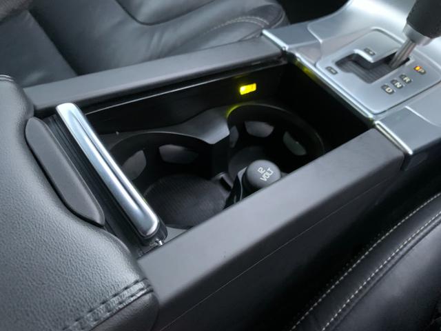 S60 T4 Rデザイン 純正ナビ 革シート バックカメラ フルセグテレビ Bluetooth HID ETC アルミホイール(69枚目)