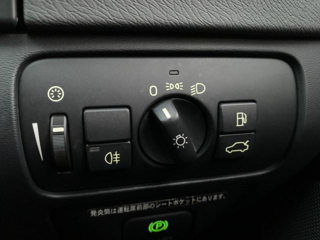 Ｓ６０ Ｔ４　Ｒデザイン　純正ナビ　革シート　バックカメラ　フルセグテレビ　Ｂｌｕｅｔｏｏｔｈ　ＨＩＤ　ＥＴＣ　アルミホイール（73枚目）