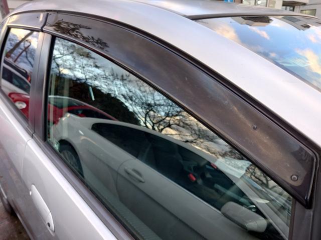 フィットハイブリッド ナビプレミアムセレクション ナビ Bカメ ワンセグ クルコン Sヒーター ETC HID Aライト スマキー 電格ミラー Mウィンカー Dバイザー AAC ステアスイッチ CD DVD AW パドルシフト(15枚目)