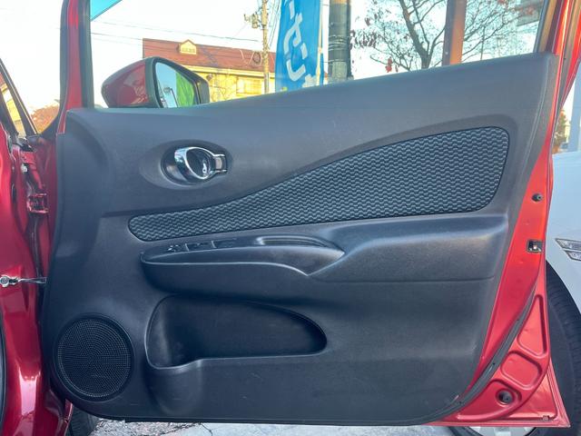 ノート Ｘ　Ｖセレクション＋セーフティ　ナビ　バックカメラ　衝突軽減ブレーキ　車線逸脱警報　禁煙　ＥＴＣ　フルセグ　インテリキー　プッシュスタート　アイドリングストップ　ウインカーミラー（42枚目）