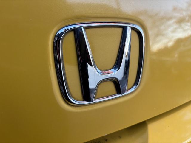 ＣＲ－Ｚ αブラックレーベル　ナビ　ワンセグ　クルコン　ＥＴＣ　ＨＩＤ　フォグ　ＣＤ　ＤＶＤ　パドルシフト　ステアスイッチ　Ａライト　電格ミラー　Ｍウィンカー　Ｄバイザー　ＭＴモード　ＵＳＢ　スマキー　１６ＡＷ　ＡＡＣ（40枚目）