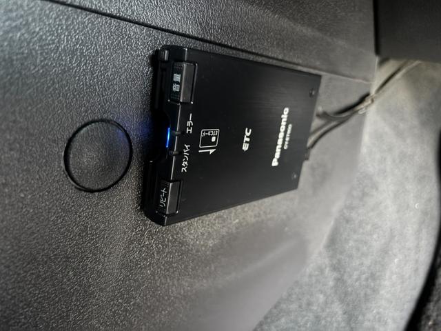 ジープ・パトリオット リミテッド　サンルーフ　ハーフレザーシート　前席シートヒーター　クルーズコントロール　ＥＴＣ　純正ＡＷ　キーレス　フォグ　純正オーディオ　禁煙　ドアバイザー　サイドカメラ（49枚目）