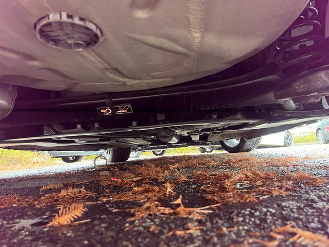 下回り・足回りの状態も錆や腐食等見受けれずとても綺麗な状態でございます♪当店は東北にお店を構えておりますが車両の下回りの状態は入念にチェックしておりますので安心してお買い求めくださいませ♪