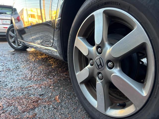 �{�f�B�ƃ}�b�`���������A���~�����ԂƂȂ��Ă���܂���K���L�Y��u���[�L�_�X�g���̉�������Ȃ��L���C�ȏ�Ԃł���Ԃ͑�������ƌ��t���s�b�^���Ȏԗ��ł���āE�~�^�C���̂����k�����C�y�ɂ��\���t������������