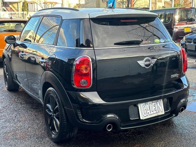 �L�[���X���t���Ă���A����}���Ȃ��Ă��h�A���̊J���\�ł������s���萫�����ł��A�X����A�E�g�h�A�ł��y���ȑ��s���y���߂܂���