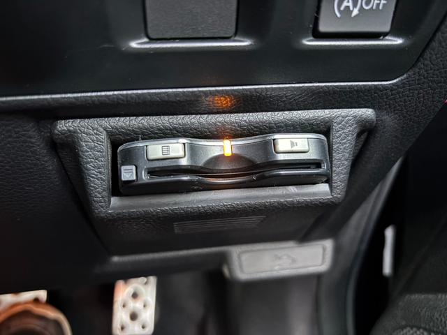 インプレッサＧ４ ２．０ｉ－Ｓアイサイト　アイサイト　後期型　メモリーナビ　バックカメラ　Ｂｌｕｅｔｏｏｔｈ　アルミホイール　クルーズコントロール　ハーフレザーシート　プッシュスタート　ＨＩＤ　パドルシフト（9枚目）