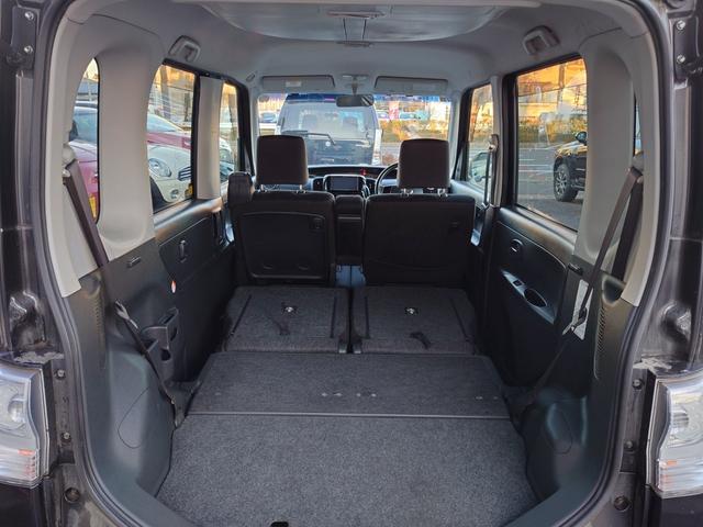 �l����ו��ɂ���ĕω����݂̃��Q�b�`�X�y�[�X�ł���J�������傫�����C�h�ɍ���Ă���A�傫�ȉו��⎩�]�ԂȂǂł��y�X�ςݍ��ގ����o���܂�������}���̍ۂ◷�s�ŉו��̑������ł����S�o���܂���