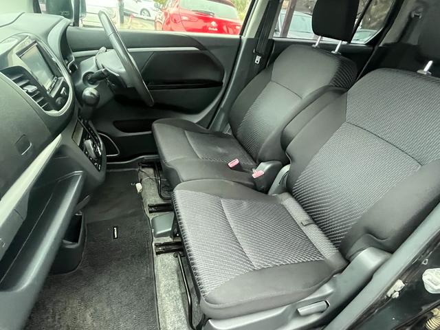 ����ȑ��̑������������ƍL�X���Ă���܂���T�C�h�̑������E���L�������炵���ǂ��̂ŁA�h���C�u���ɂ��O�̌i�F�𑶕��Ɋy���ގ����o���܂��������ԏ�Ԃ��Ă����ɂ����V�[�g�ƂȂ��Ă���܂���