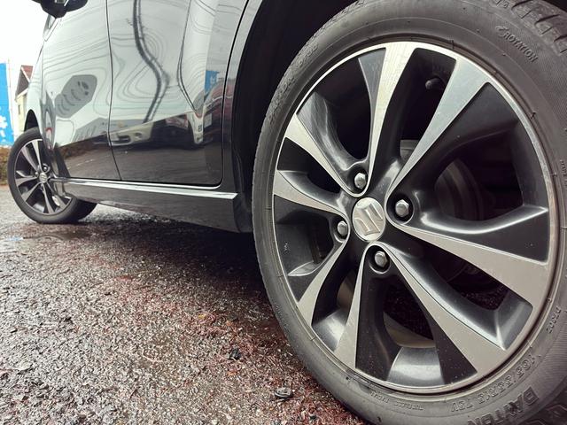 �{�f�B�ƃ}�b�`���������A���~�����ԂƂȂ��Ă���܂���K���L�Y��u���[�L�_�X�g���̉�������Ȃ��L���C�ȏ�Ԃł���Ԃ͑�������ƌ��t���s�b�^���Ȏԗ��ł���āE�~�^�C���̂����k�����C�y�ɂ��\���t������������