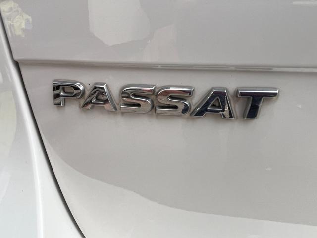 パサートヴァリアント ナビエディション　純正ナビ　バックカメラ　クルーズコントロール　ＨＩＤ　ＥＴＣ　ミラーウィンカー　アルミホイール（33枚目）