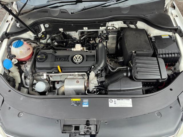 パサートヴァリアント ナビエディション　純正ナビ　バックカメラ　クルーズコントロール　ＨＩＤ　ＥＴＣ　ミラーウィンカー　アルミホイール（35枚目）