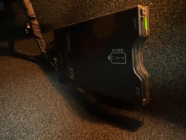 パサートヴァリアント ナビエディション　純正ナビ　バックカメラ　クルーズコントロール　ＨＩＤ　ＥＴＣ　ミラーウィンカー　アルミホイール（64枚目）