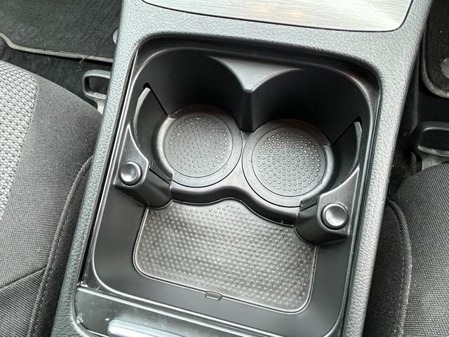 パサートヴァリアント ナビエディション　純正ナビ　バックカメラ　クルーズコントロール　ＨＩＤ　ＥＴＣ　ミラーウィンカー　アルミホイール（65枚目）