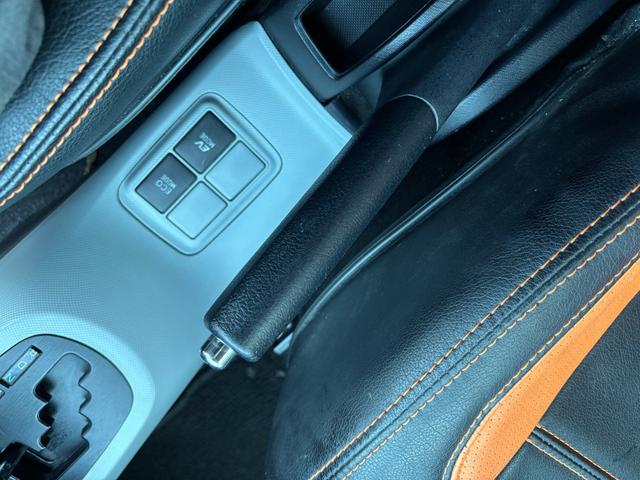 アクア Ｓ　ナビ　Ｂカメ　Ｂｌｕｅｔｏｏｔｈ　ＥＴＣ　エンスタ　レベライザー　電格ミラー　Ｍウィンカー　スマキー　Ａライト　ＣＤ　Ｐスタート　ＡＡＣ　１５ＡＷ（50枚目）