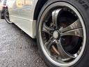 ボディとマッチした社外アルミ装着車となっております♪ガリキズやブレーキダスト等の汚れも少なくキレイな状態です♪車は足元からと言葉がピッタリな車両です♪夏・冬タイヤのご相談もお気軽にお申し付けください♪