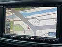 ナビが装備されてますので初めて訪れる場所でも迷わずに目的地に到着できますね♪長距離ドライブでＣＤも聞くことが出来るので、ドライブも一層楽しくなりますよ♪