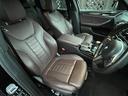 シートは革シートとなっておりますので高級感溢れる車両となっております！シート自体にキレや破れなども見受けられなく綺麗な状態となっております！内外装共に綺麗な車両となっております！