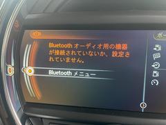 Ｂｌｕｅｔｏｏｔｈ機能が付いておりますので、車内空間をより快適にすることが出来ます♪長距離のドライブで渋滞に巻き込まれた時でも退屈知らず♪好きな音楽をかけて気分が上がること間違いなしですね♪ 7