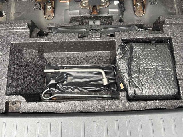 ムーヴ カスタム　Ｘリミテッド　４ＷＤ　ＥＴＣ　バックカメラ　ナビ　ＴＶ　ＨＩＤ　ＬＥＤヘッドランプ　スマートキー　アイドリングストップ　電動格納ミラー　ベンチシート　ＣＶＴ　盗難防止システム　ＡＢＳ　ＣＤ（24枚目）